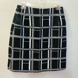 Vivienne Hu, New York Black & White Beaded Pencil Skirt. Size 4.
